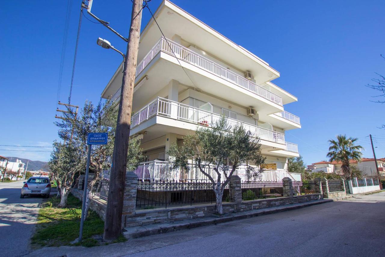 George Laz Rooms Nea Vrasna Exterior photo