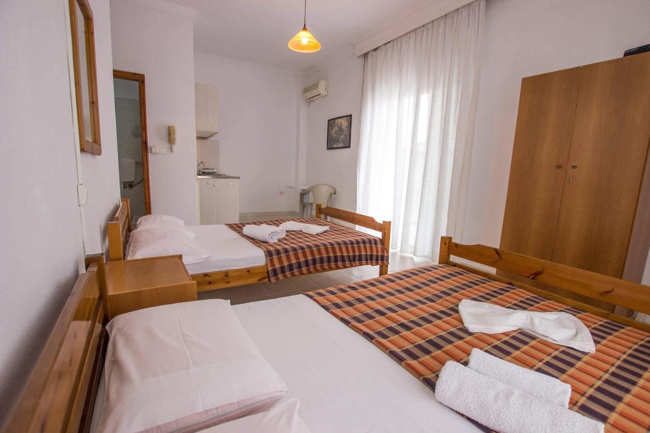 George Laz Rooms Nea Vrasna Exterior photo
