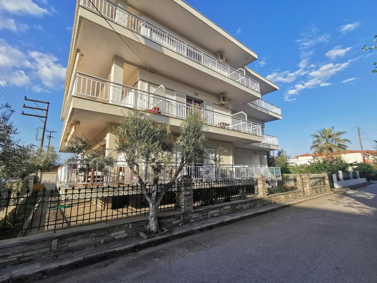 George Laz Rooms Nea Vrasna Exterior photo