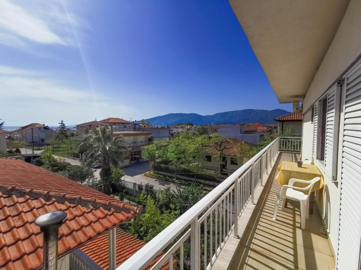 George Laz Rooms Nea Vrasna Exterior photo