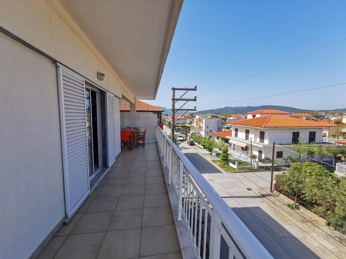 George Laz Rooms Nea Vrasna Exterior photo