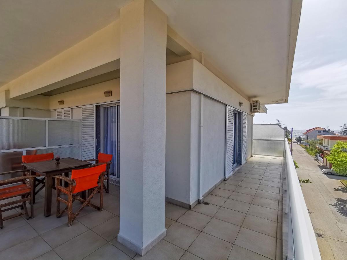 George Laz Rooms Nea Vrasna Exterior photo