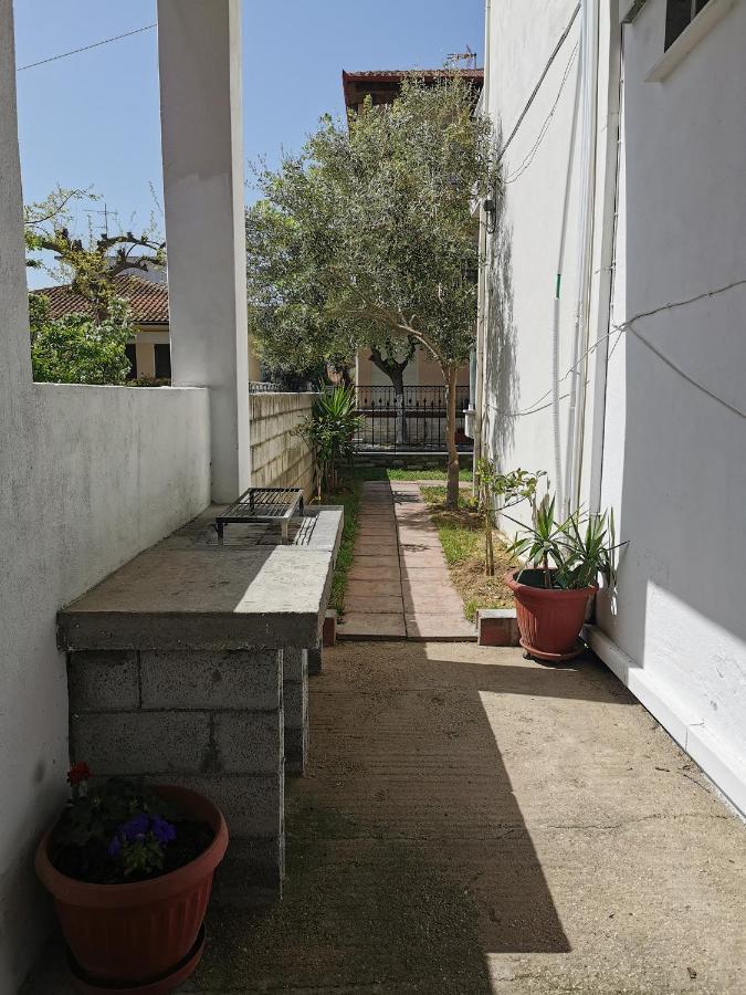 George Laz Rooms Nea Vrasna Exterior photo