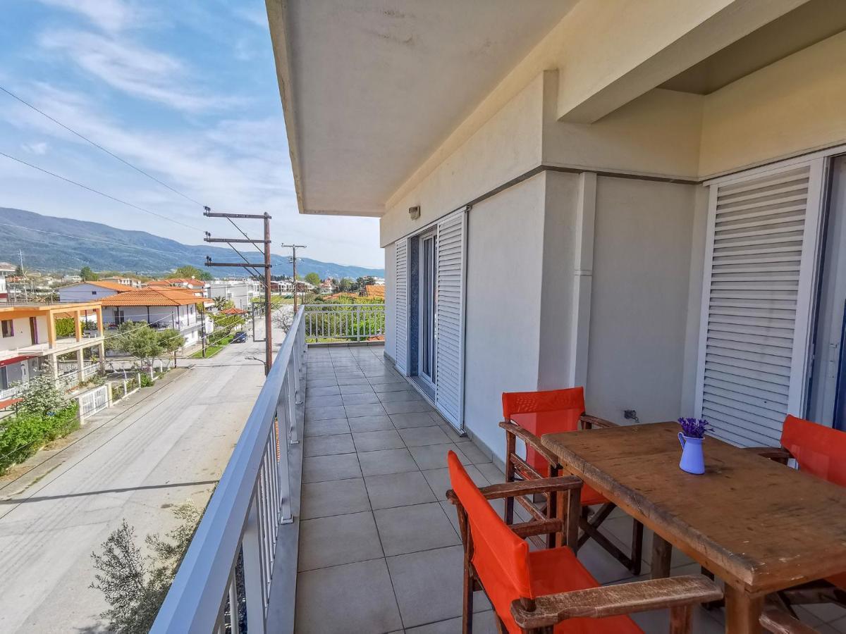 George Laz Rooms Nea Vrasna Exterior photo