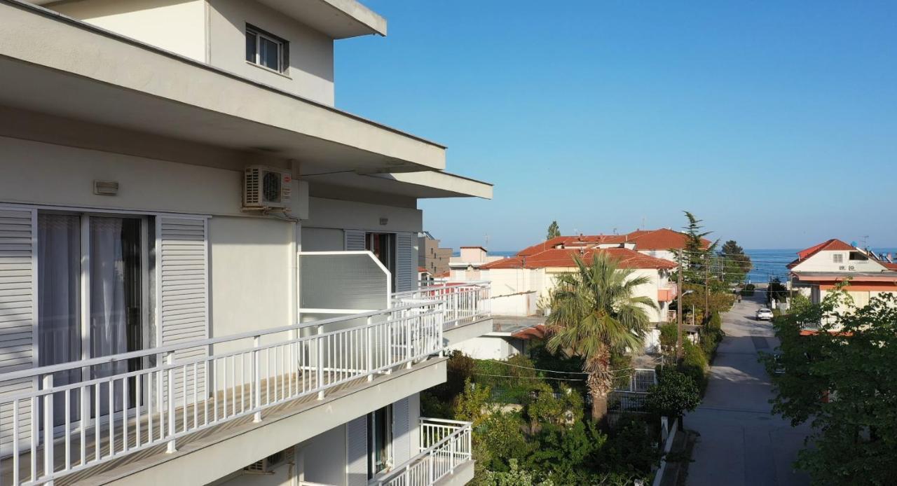 George Laz Rooms Nea Vrasna Exterior photo